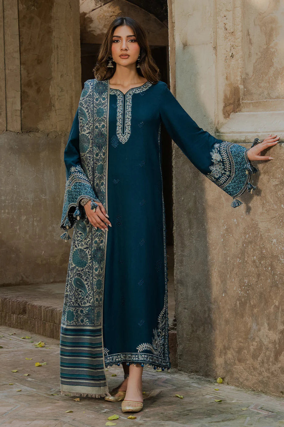 3PC EiD Collection UNSTITCHED LAWN EMBROIDERED SUIT
