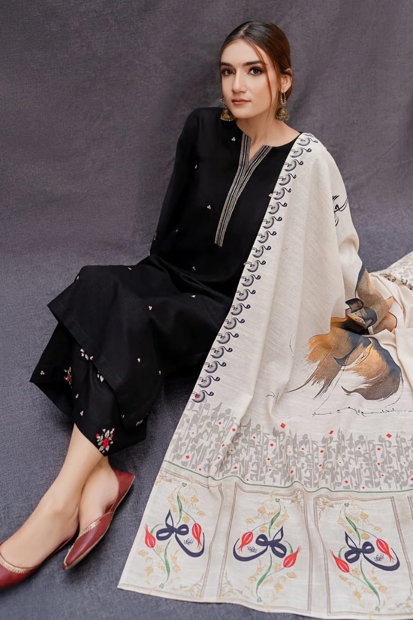 URGE WINTER 3 PC EMBROIDERED UNSTITCHED