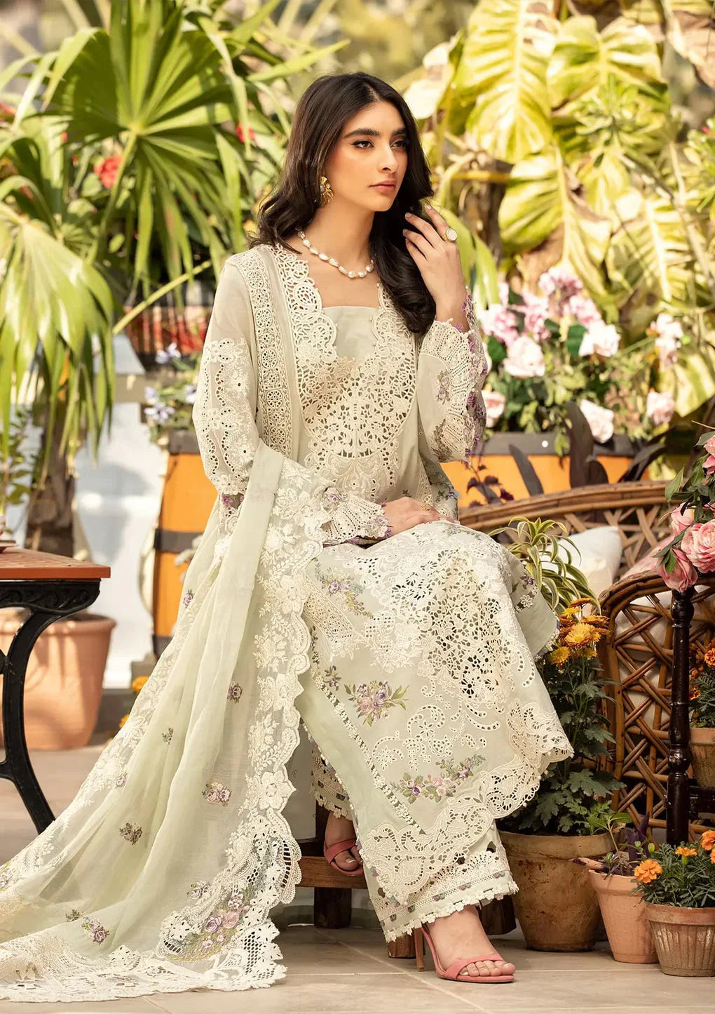 ELAF | SANAA | UNSTITCHED LAWN 3PC EMBROIDERED SUITE