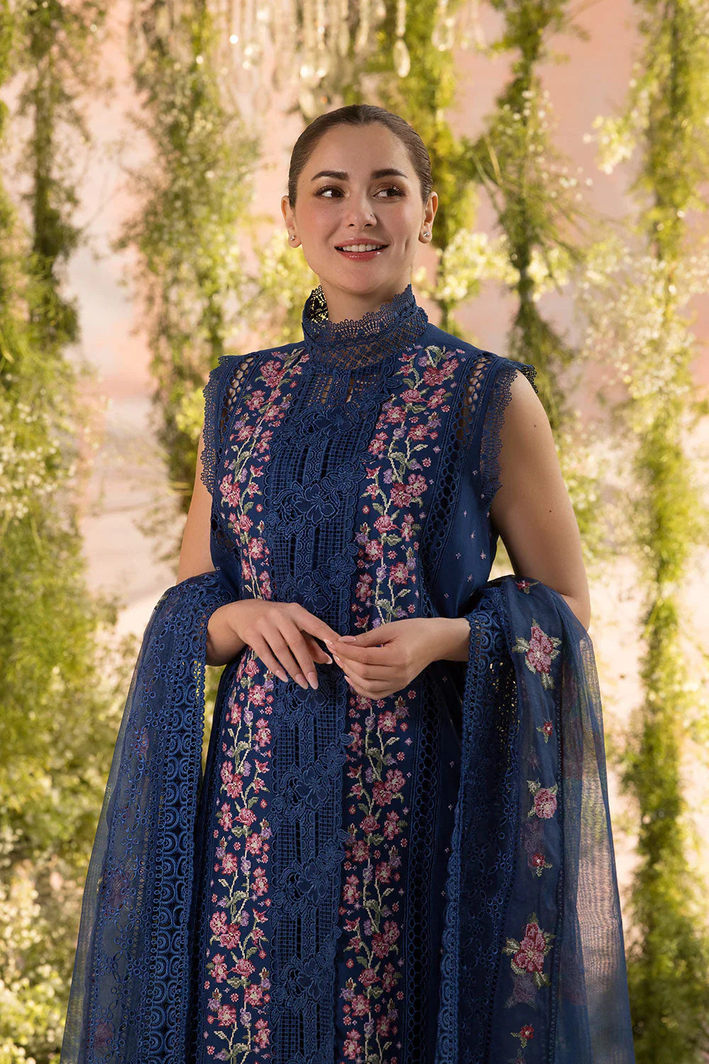 SOBIA NAZIR |UNSTITCHED LAWN 3PC EMBROIDERED SUITE